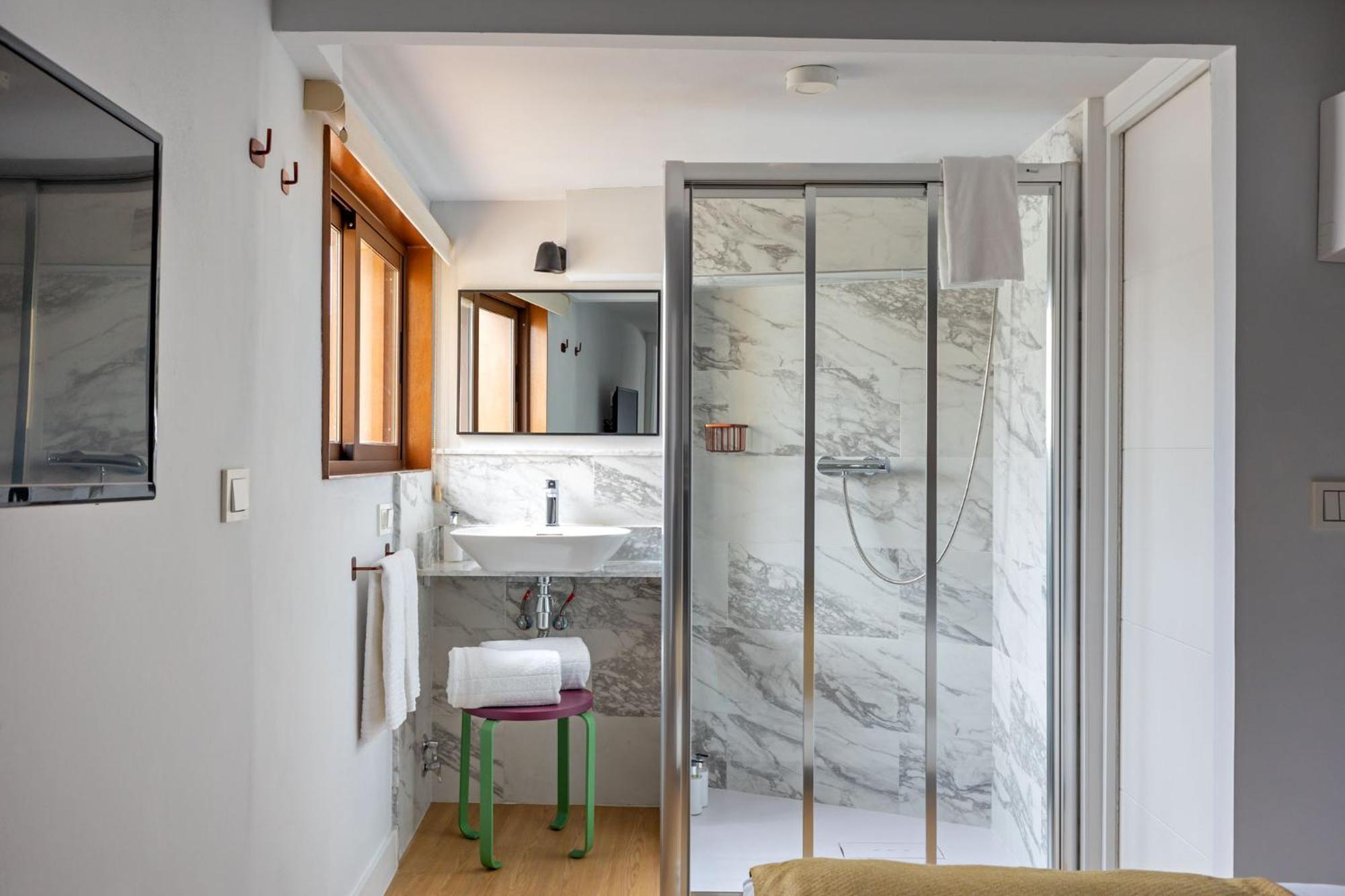 Ferienwohnung Angeles 6- Giralda Luxury By Valcambre Sevilla Zimmer foto